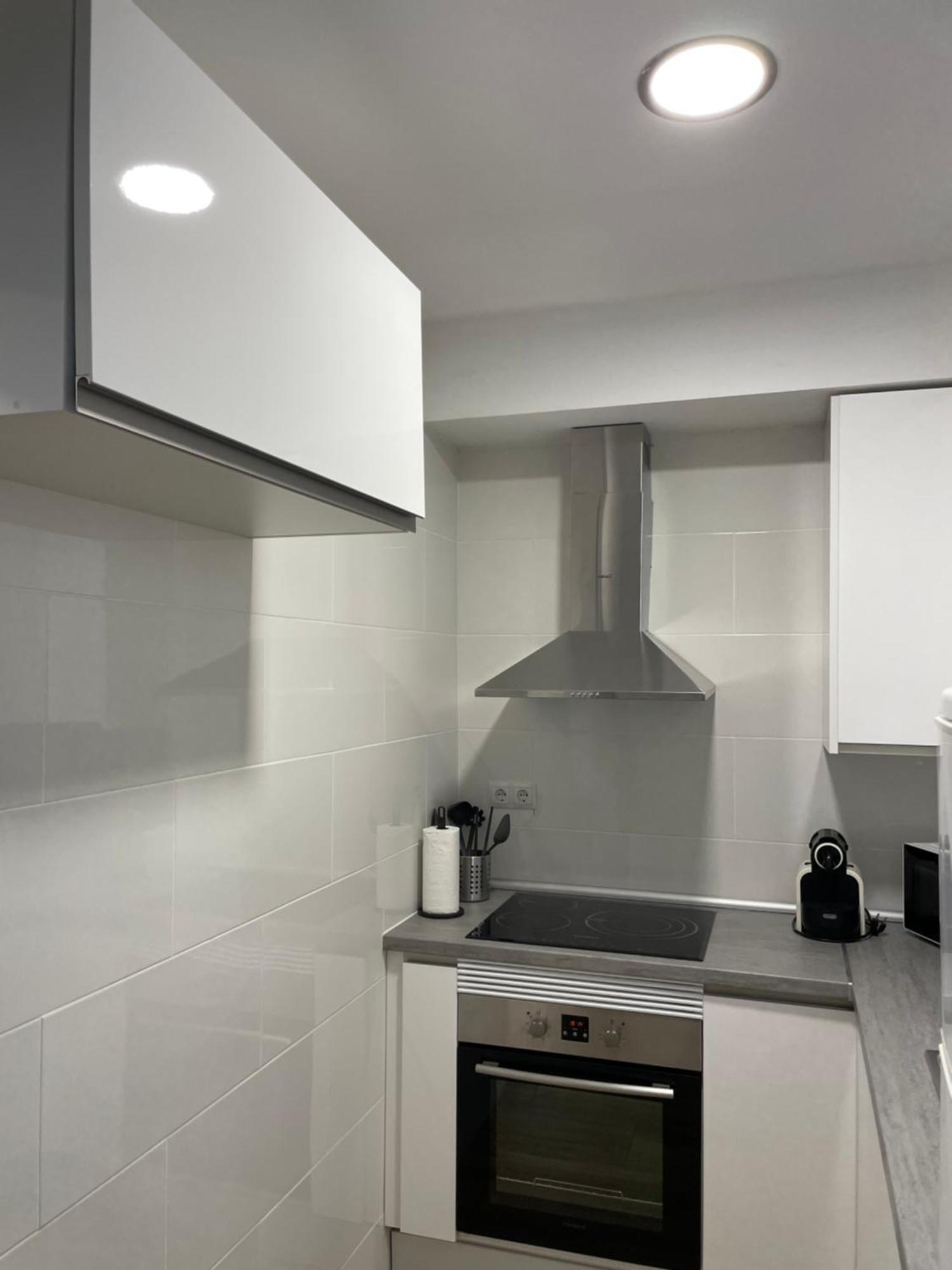 Apartamentos Tarradellas Sants Estacio Barcelona Exteriör bild