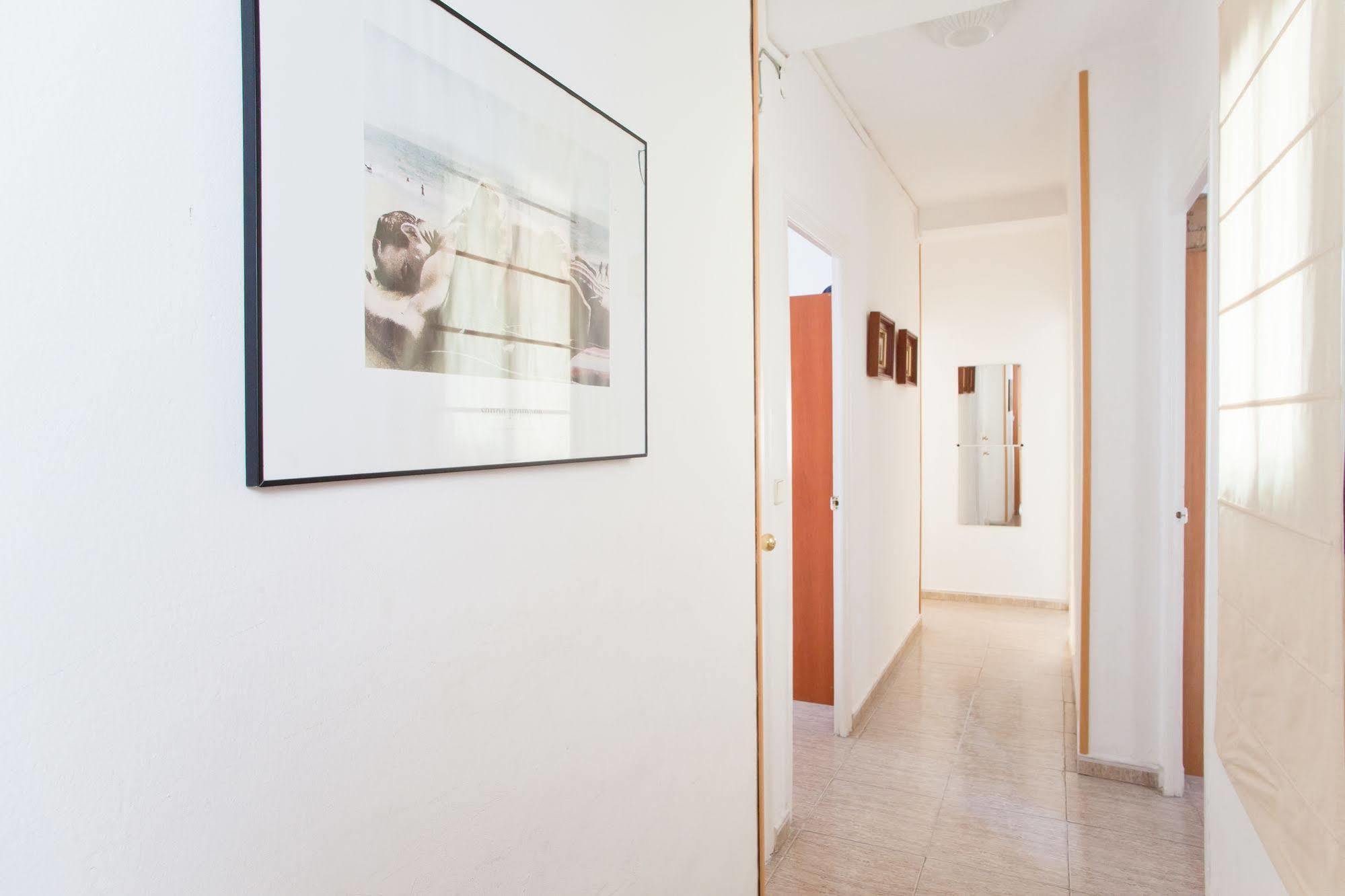 Apartamentos Tarradellas Sants Estacio Barcelona Exteriör bild