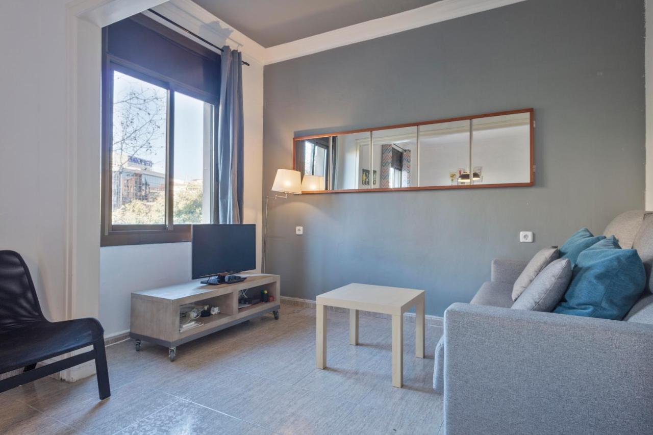 Apartamentos Tarradellas Sants Estacio Barcelona Exteriör bild