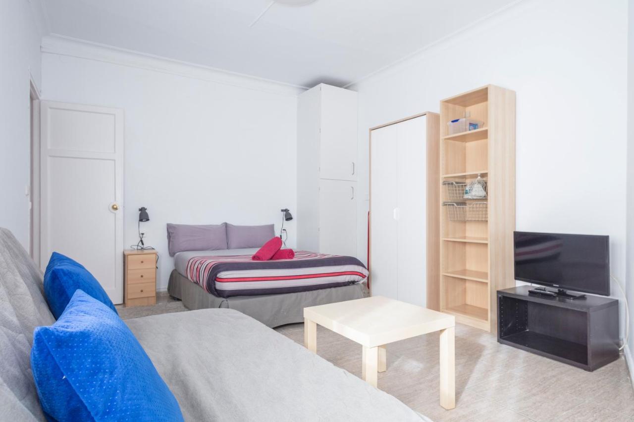 Apartamentos Tarradellas Sants Estacio Barcelona Exteriör bild