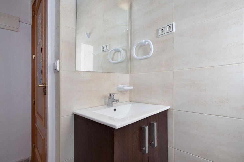 Apartamentos Tarradellas Sants Estacio Barcelona Exteriör bild